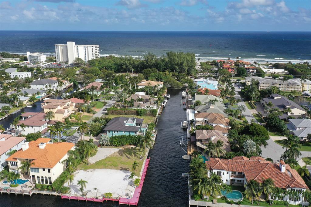 1004-1006 RHODES VILLA - Residential