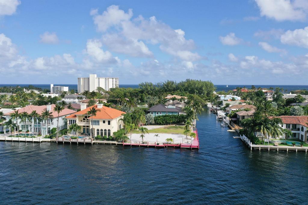 1004-1006 RHODES VILLA - Residential