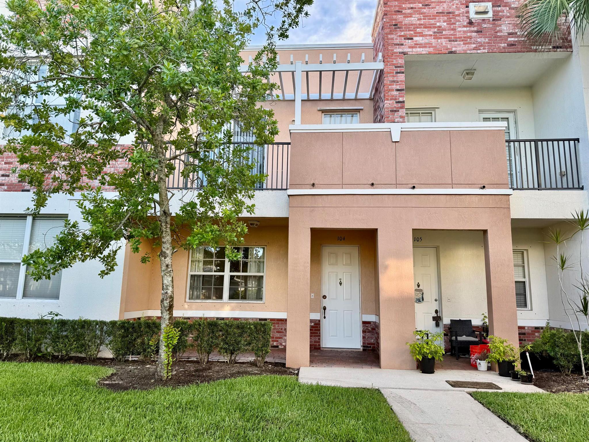 Beautifully updated 2-bedroom, 2-bathroom condo located in the highly desirable Tradition area of Port St. Lucie. This spacious first-floor unit offers a bright open floor plan, a modern kitchen with upgraded cabinets and stainless steel appliances, and a comfortable living/dining area perfect for everyday living. The master suite features a large walk-in closet and a private bath. Enjoy the convenience of an in-unit washer and dryer, a private covered patio, and a one-car garage. Ideally situated just minutes from Tradition Square, shopping, dining, hospitals, and easy access to I-95. Move-in ready and available now