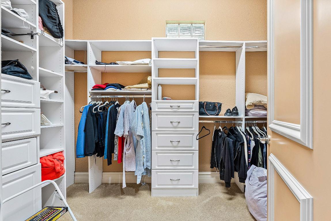 WATERS EDGE EST - Residential