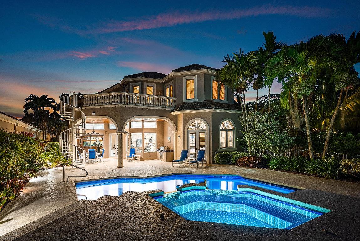 WATERS EDGE EST - Residential