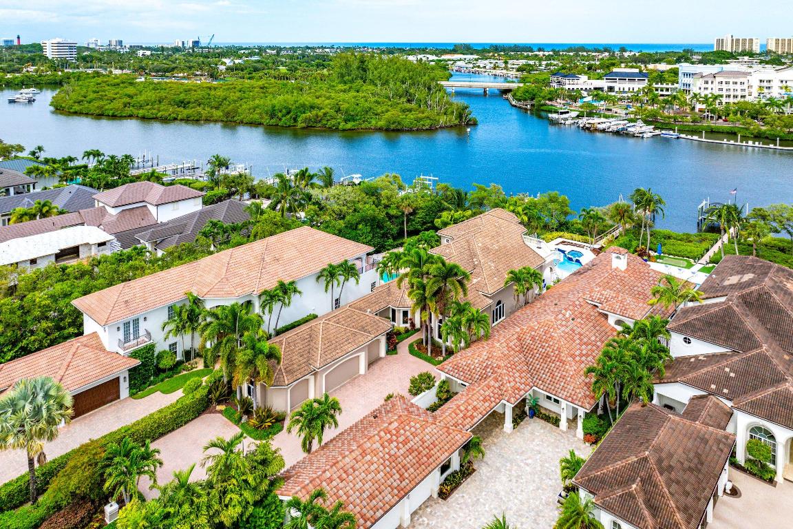 WATERS EDGE EST - Residential