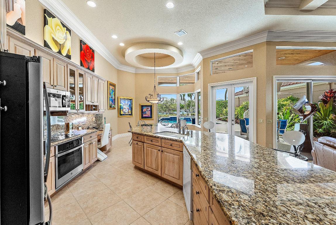 WATERS EDGE EST - Residential