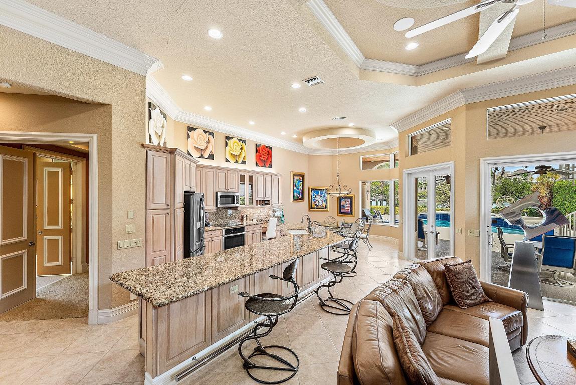 WATERS EDGE EST - Residential