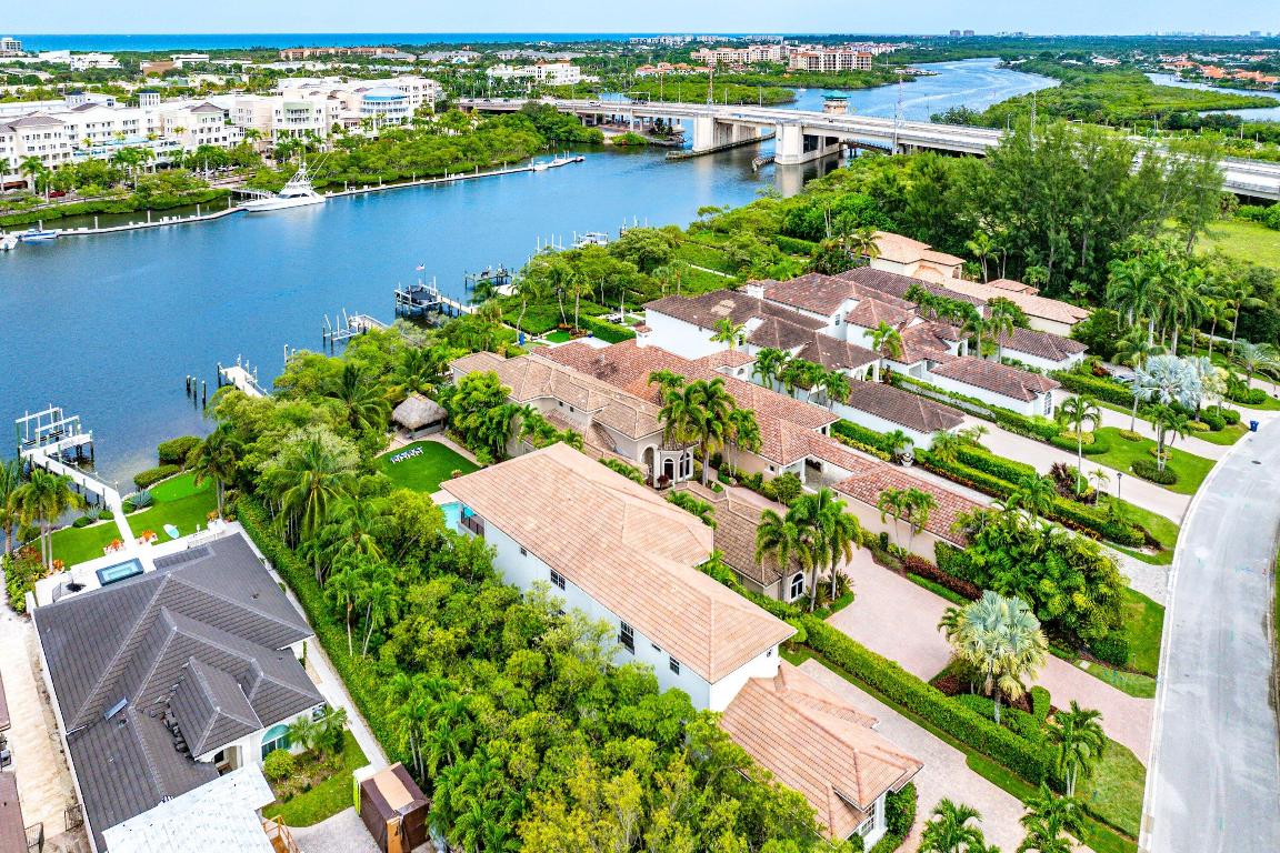 WATERS EDGE EST - Residential