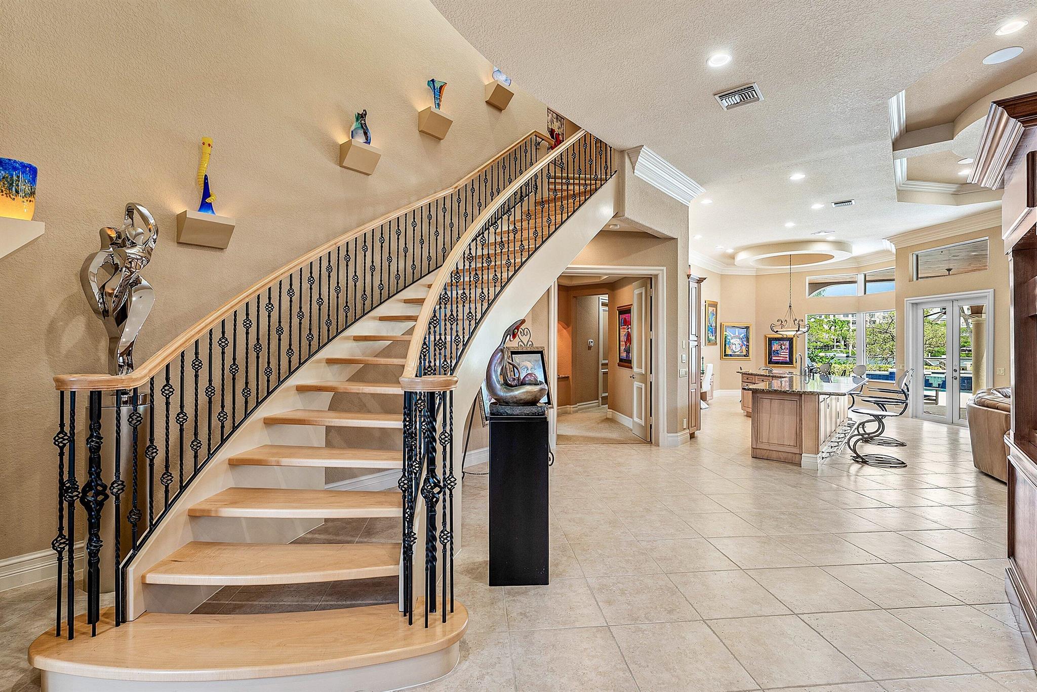 WATERS EDGE EST - Residential