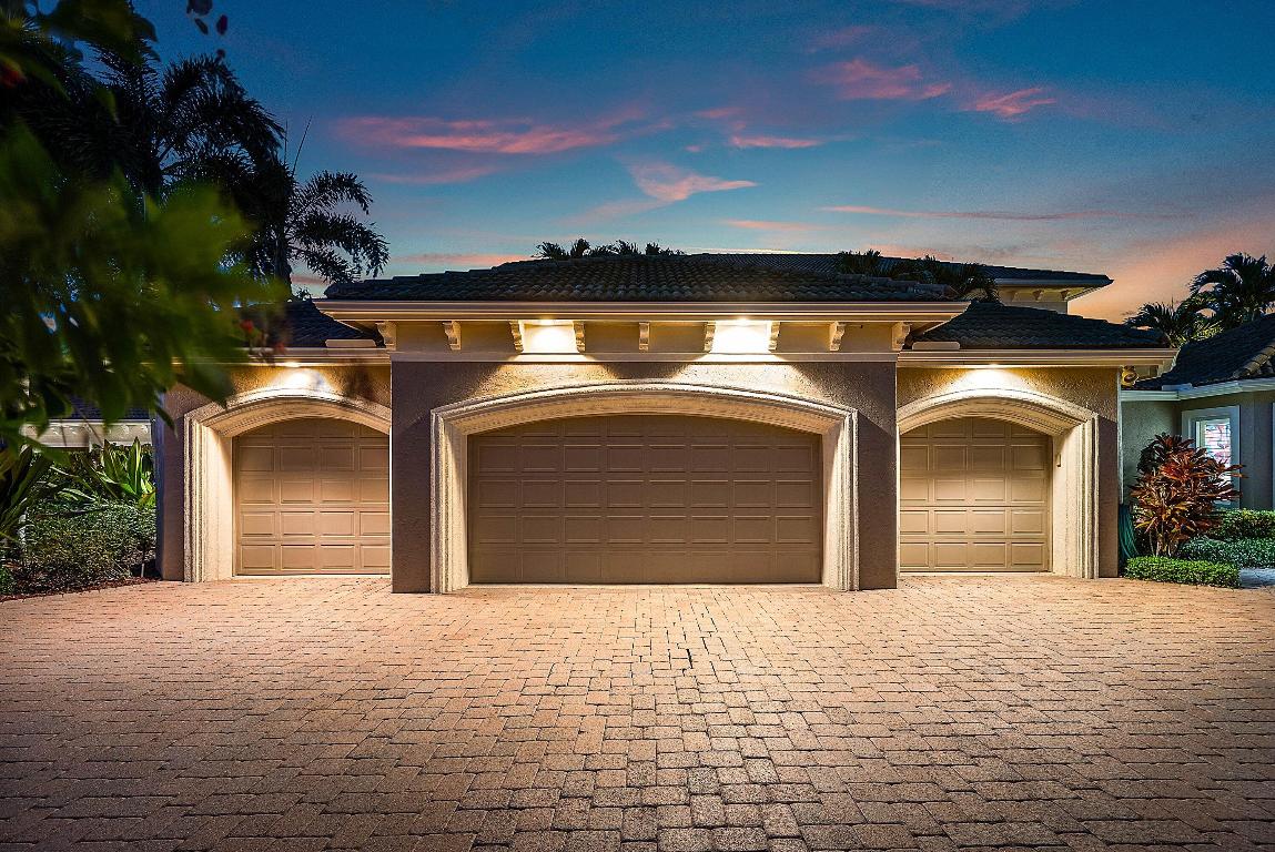 WATERS EDGE EST - Residential