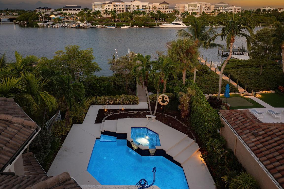 WATERS EDGE EST - Residential