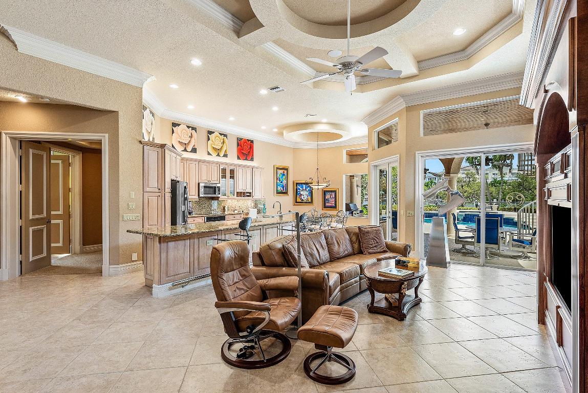 WATERS EDGE EST - Residential