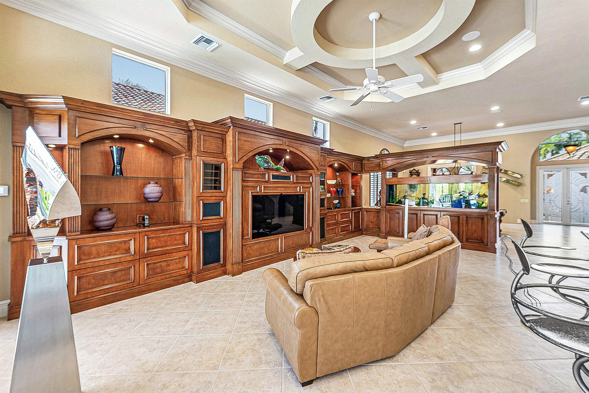WATERS EDGE EST - Residential