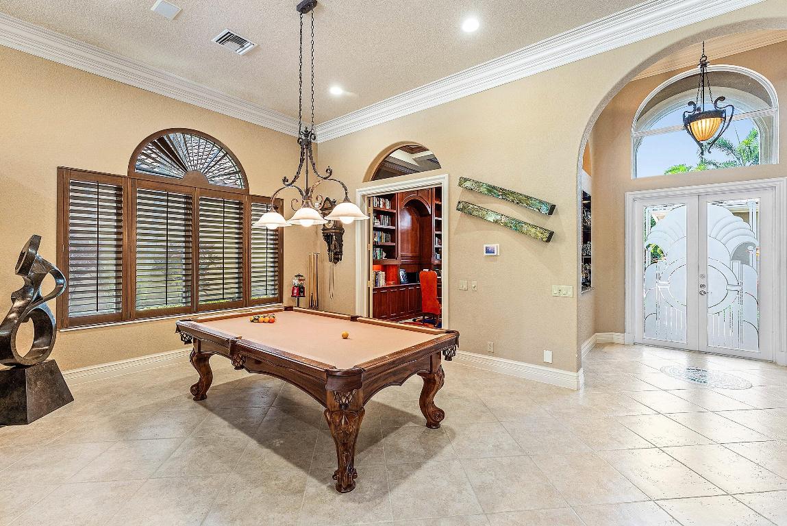 WATERS EDGE EST - Residential