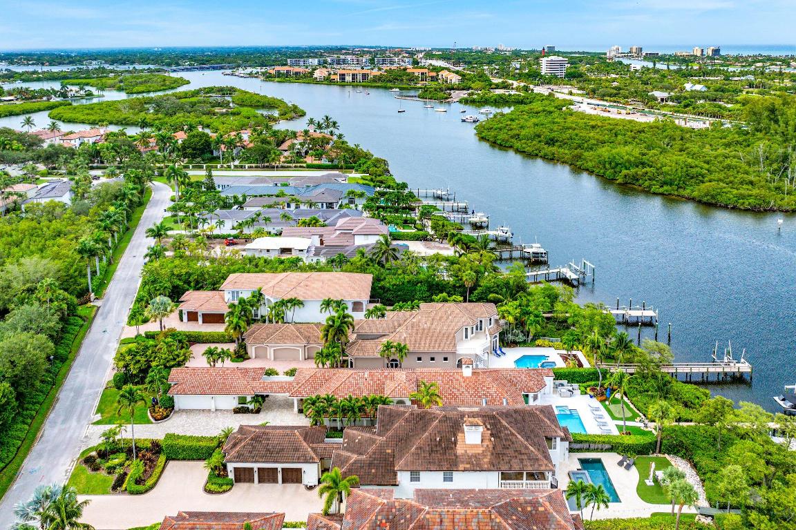 WATERS EDGE EST - Residential