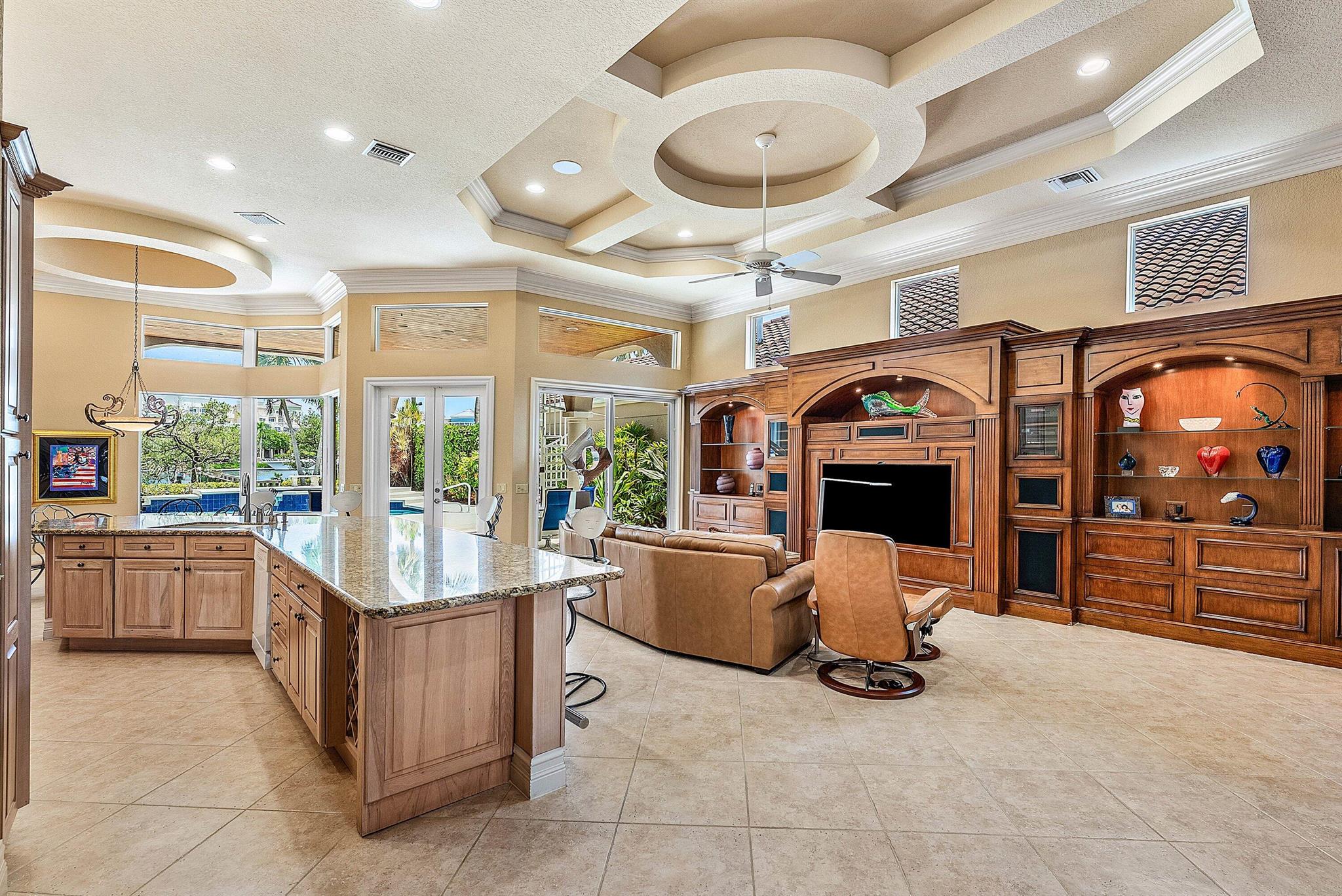 WATERS EDGE EST - Residential