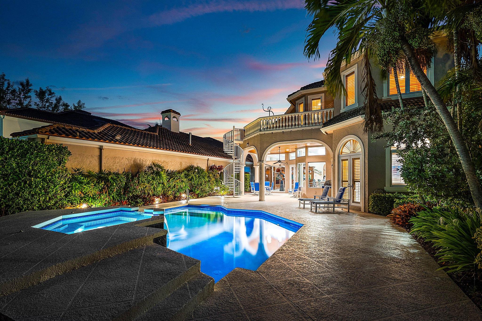 WATERS EDGE EST - Residential
