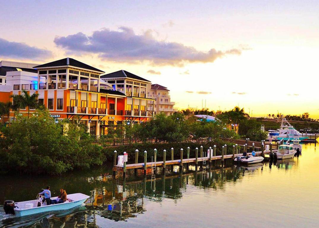 WATERS EDGE EST - Residential