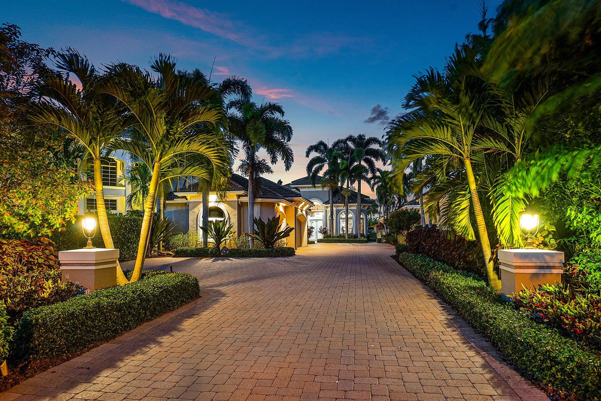 WATERS EDGE EST - Residential