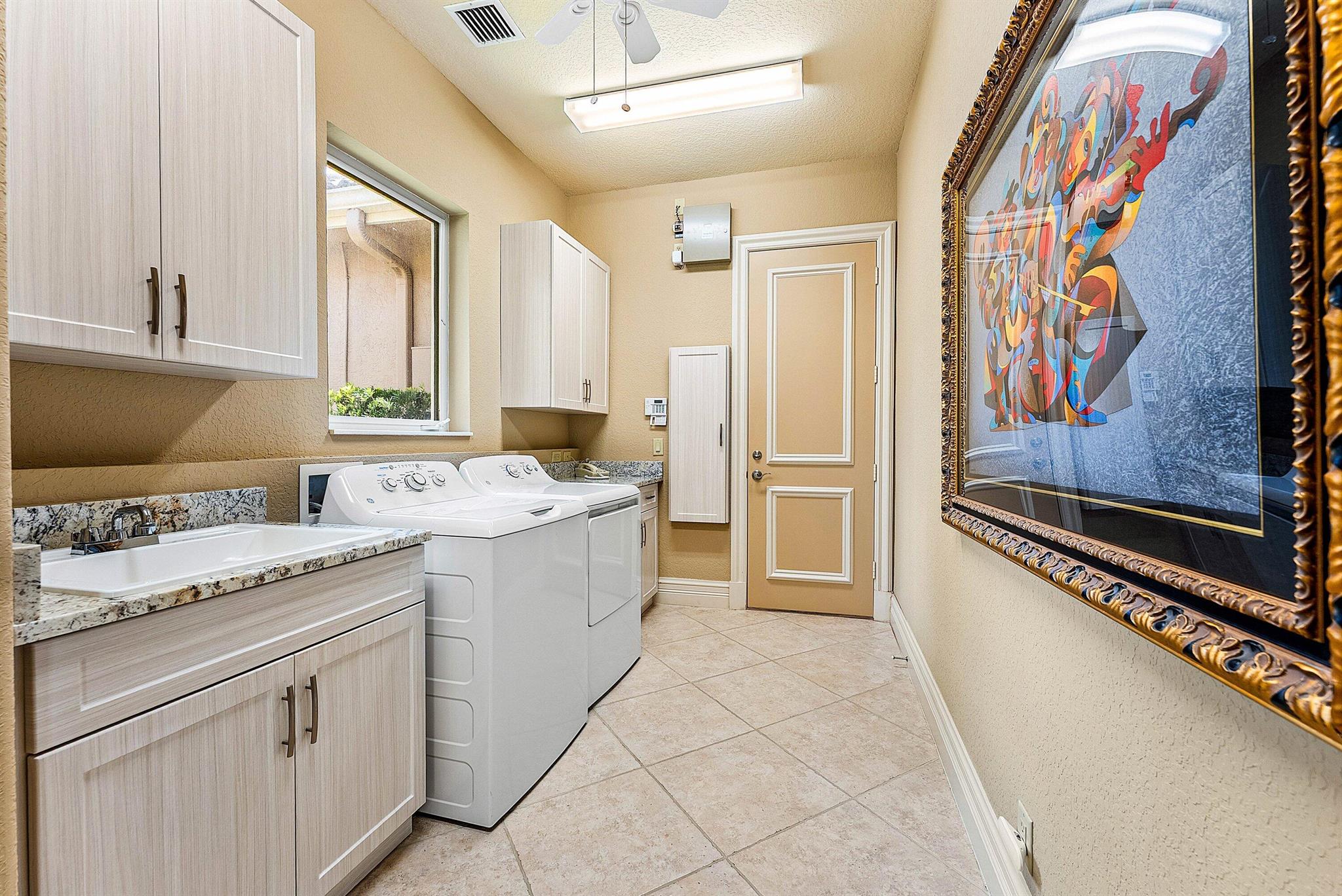 WATERS EDGE EST - Residential