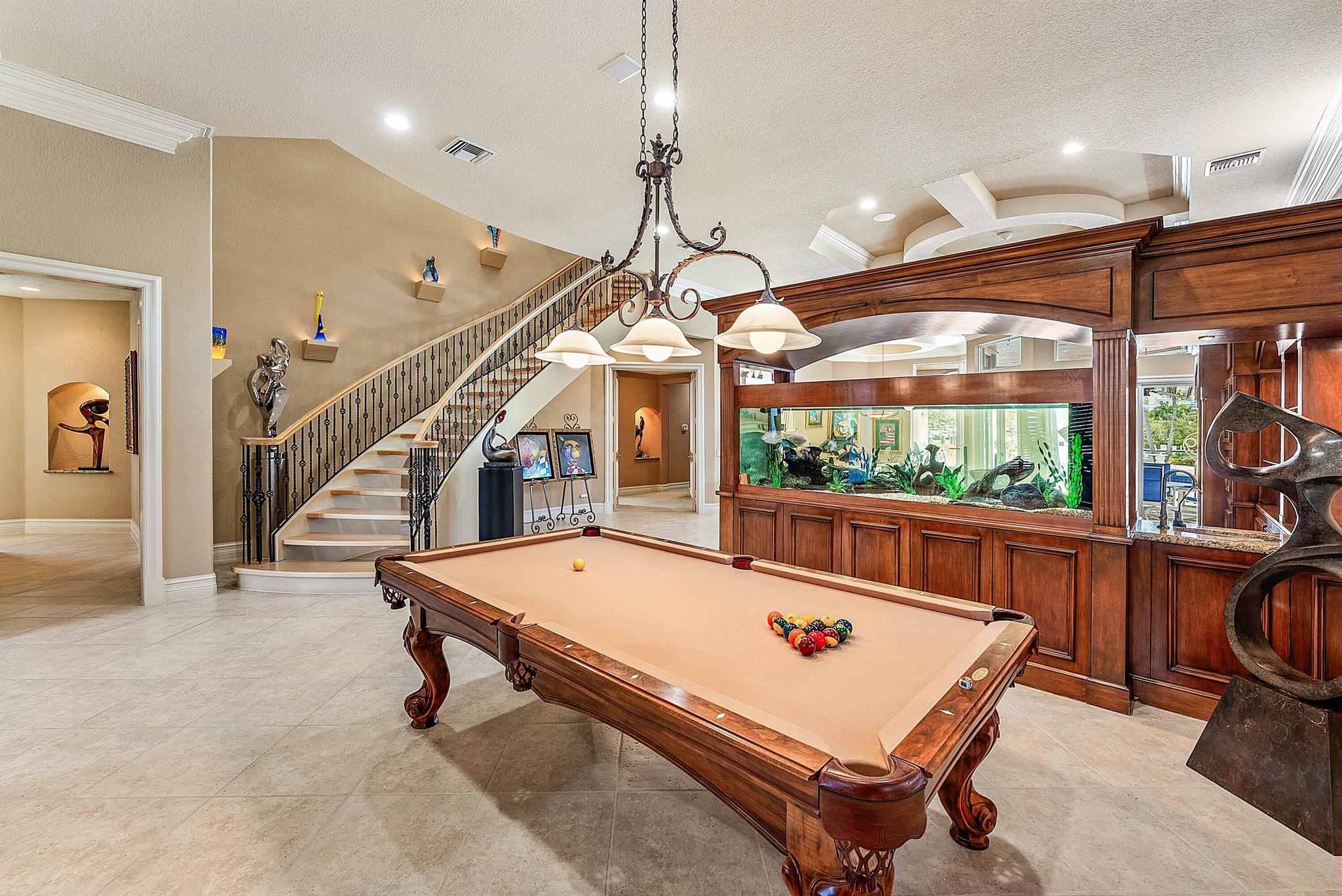 WATERS EDGE EST - Residential