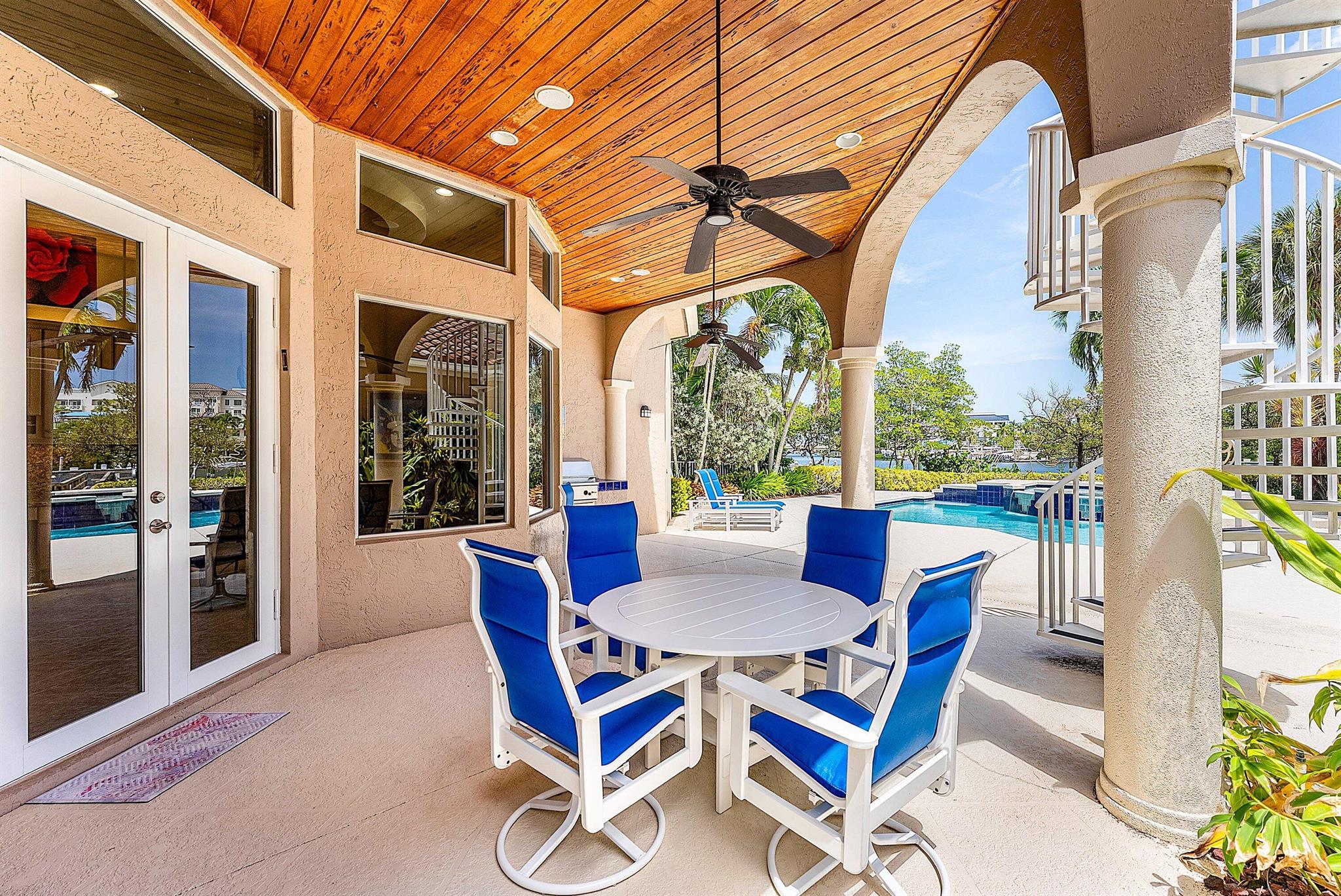 WATERS EDGE EST - Residential