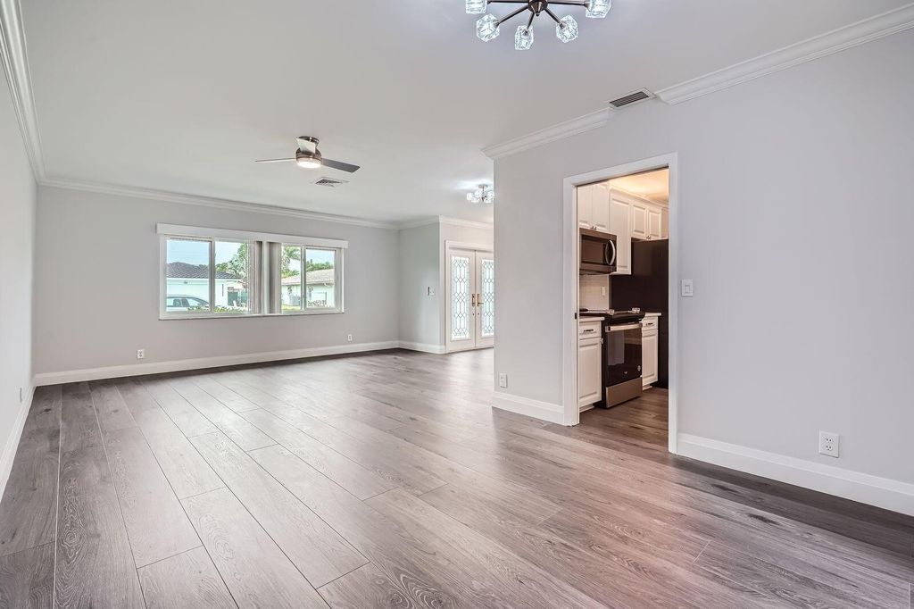 Photo of 104 St Cloud Lane, Boca Raton, FL 33431 (MLS # R11101878)