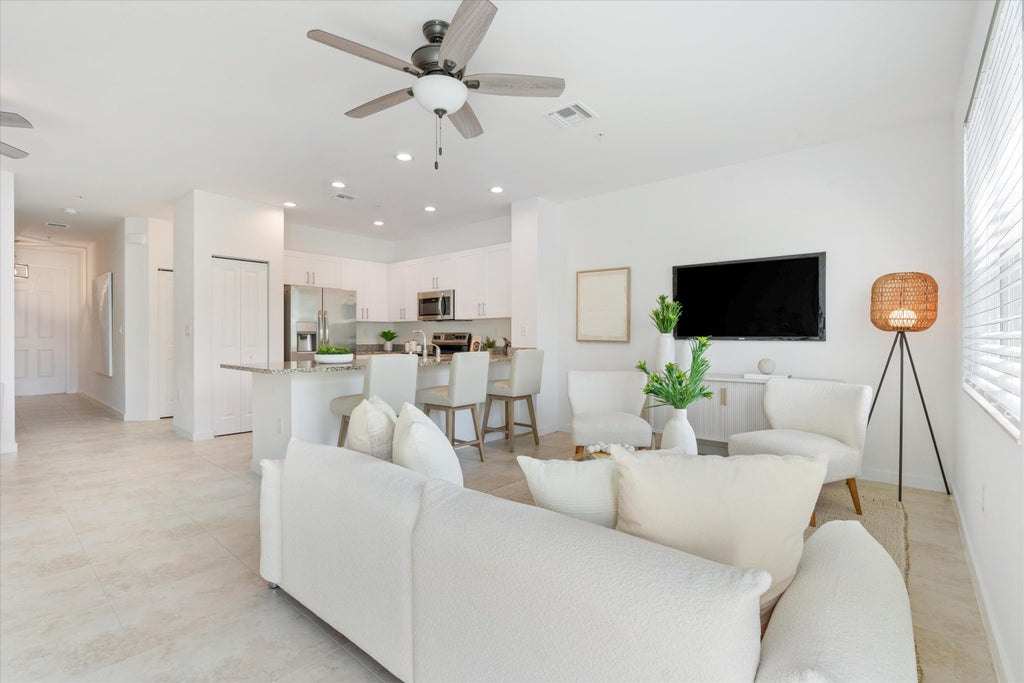 Photo of 6279 SE Portofino Circle, Hobe Sound, FL 33455 (MLS # R11029473)