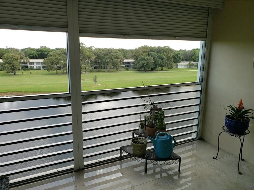 Photo of 4030 W Palm Aire Dr #507, Pompano Beach, FL 33069 (MLS # F10302034)
