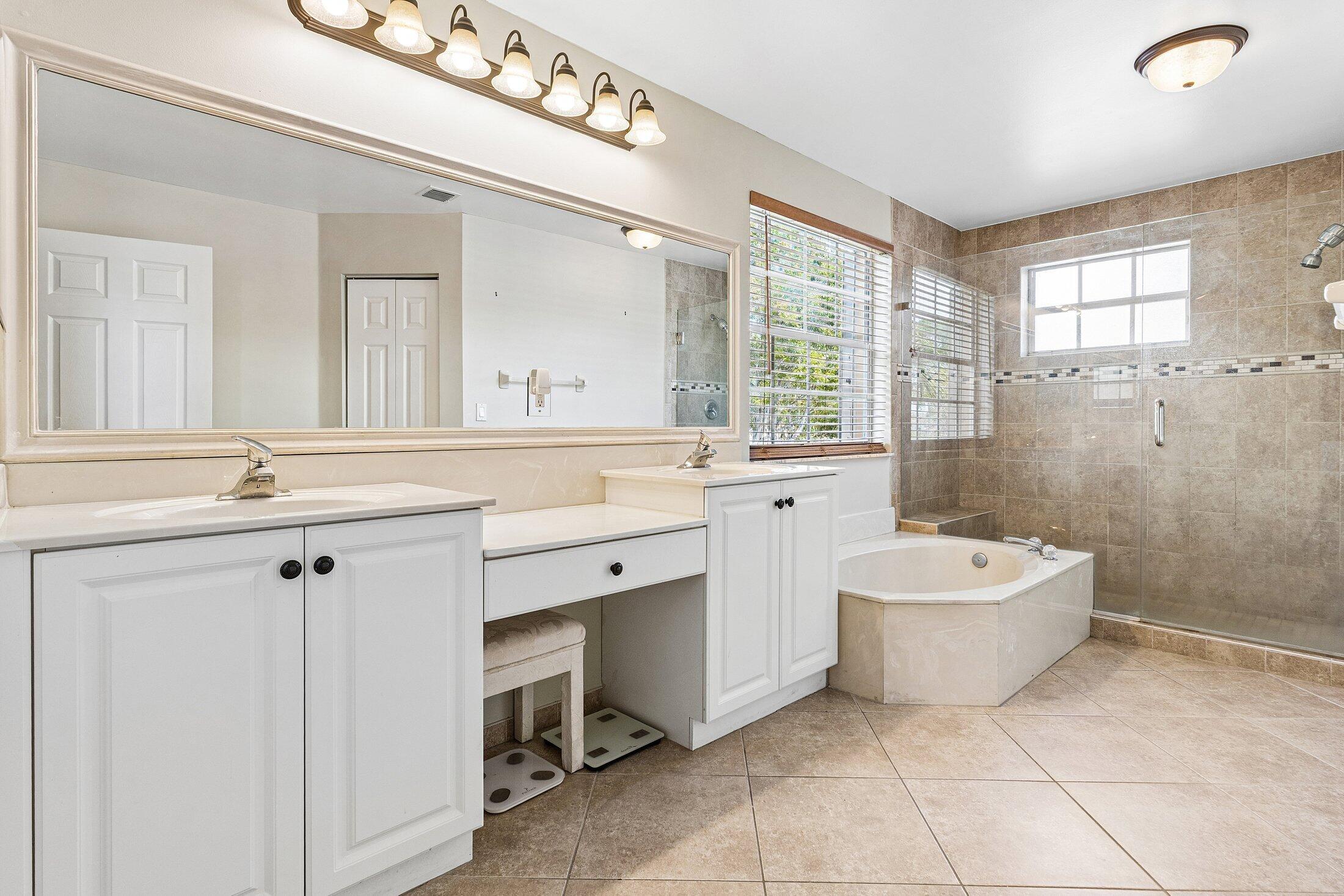 MADISON GREEN 1 - Residential