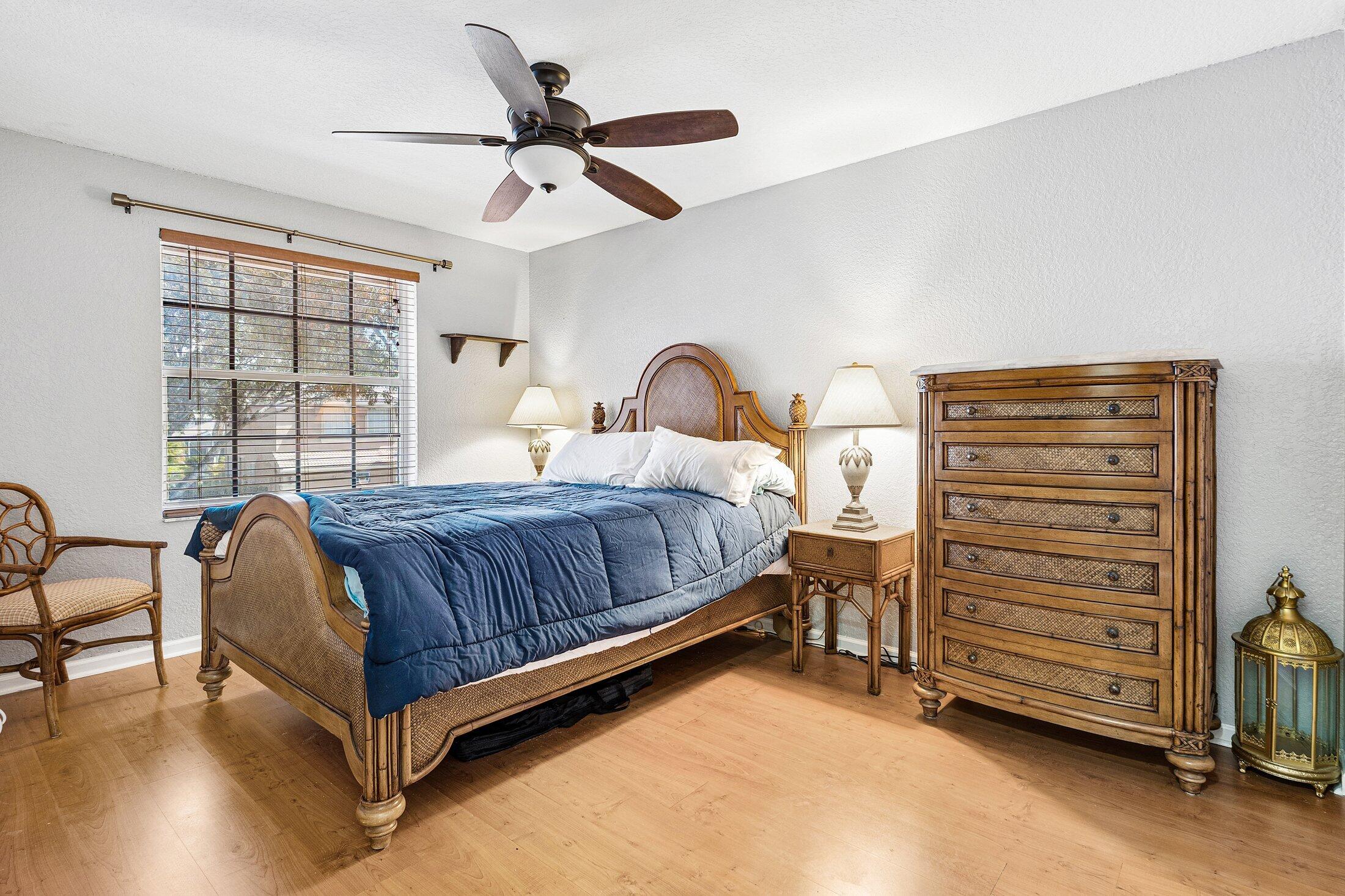 MADISON GREEN 1 - Residential