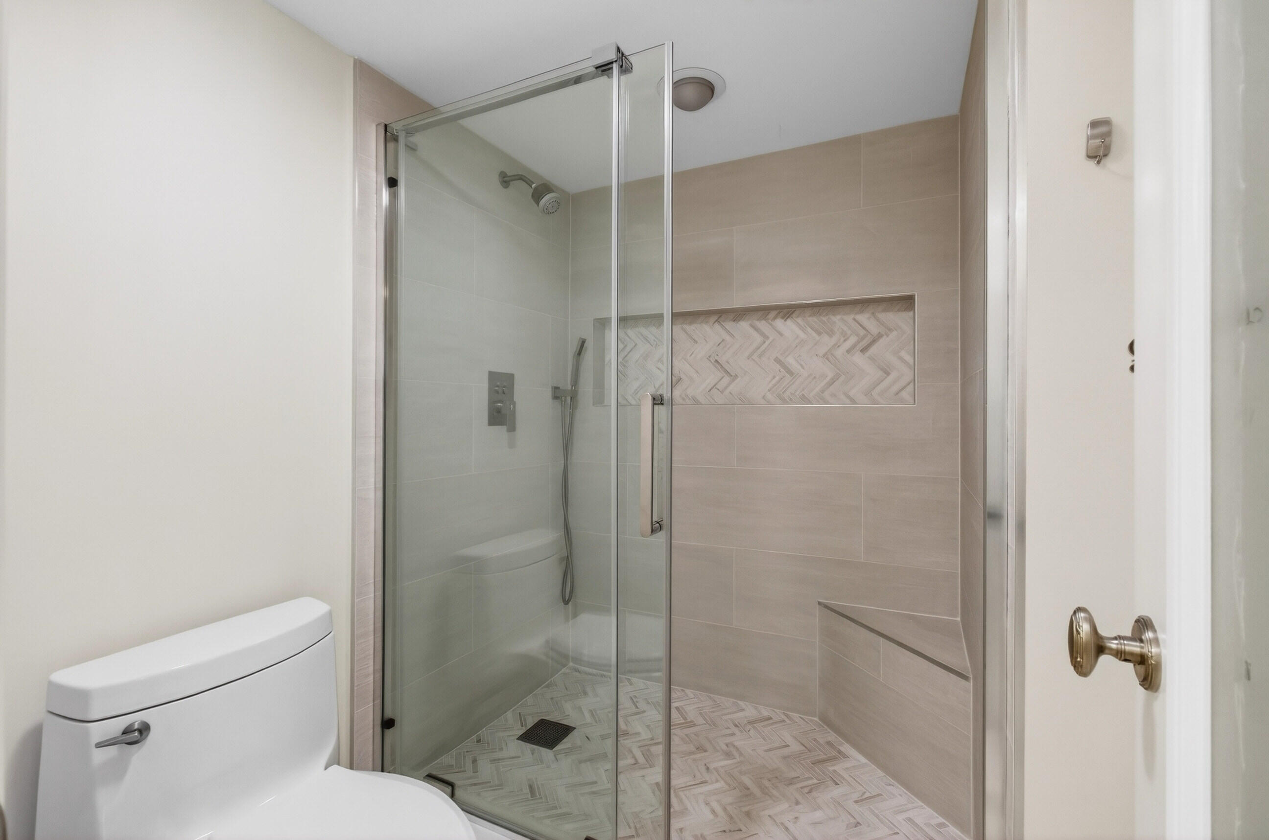 THIRTY FIVE SIXTY CONDO - Residential