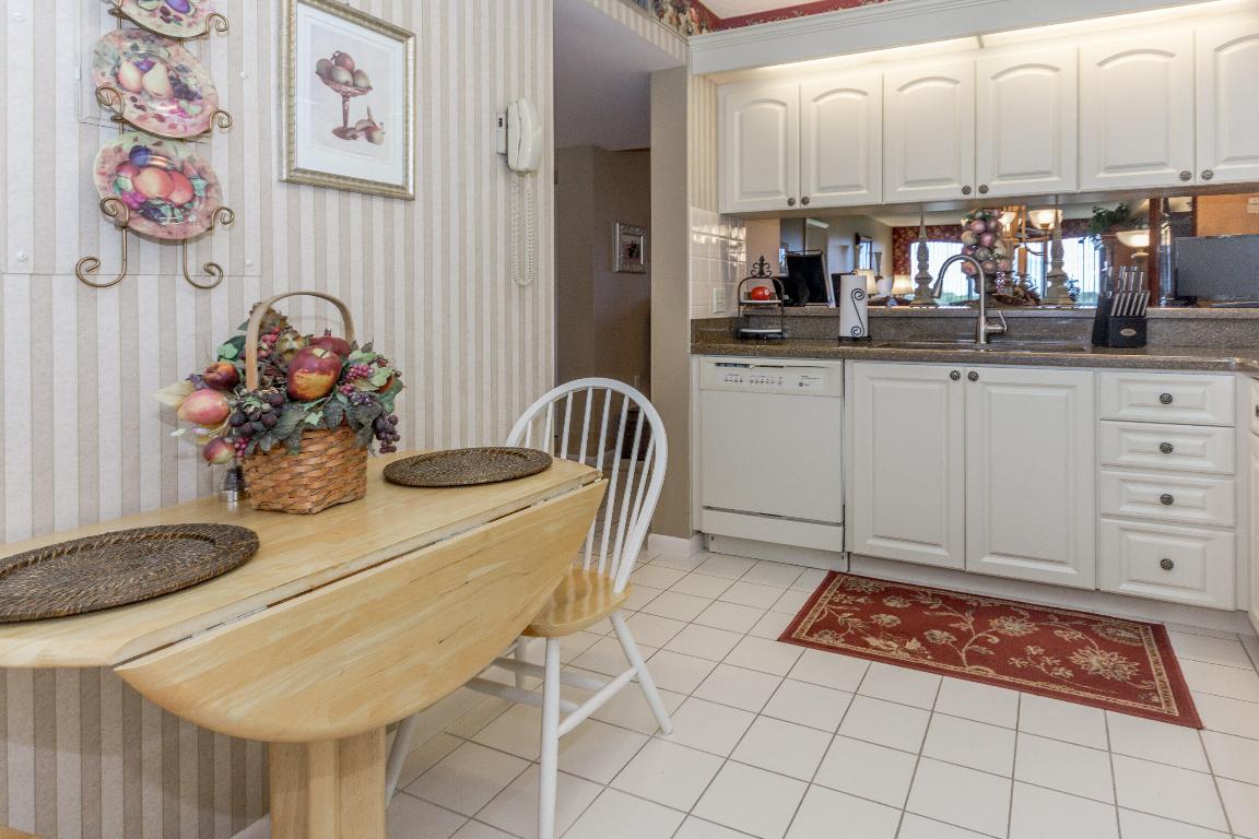 WHITEHALL VILLAGE - Residential