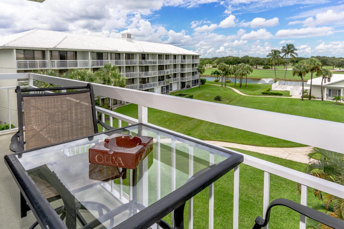 WHITEHALL VILLAGE - Residential