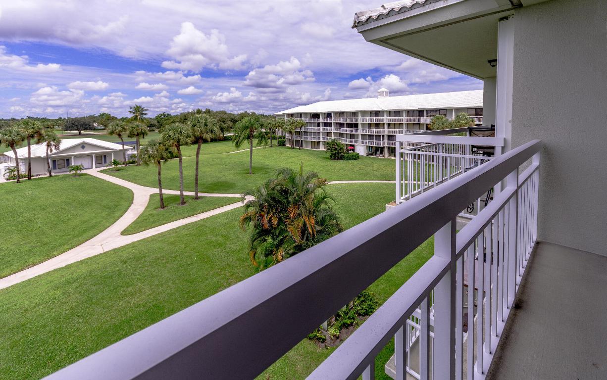 WHITEHALL VILLAGE - Residential