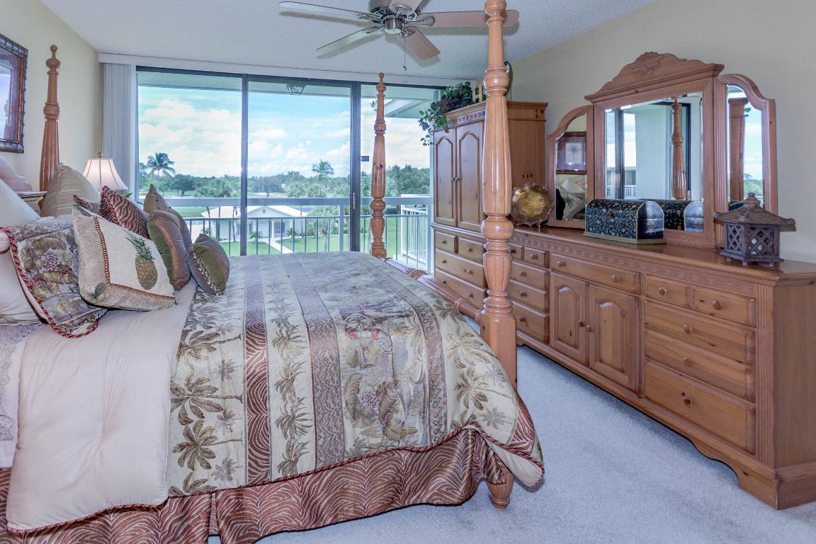 WHITEHALL VILLAGE - Residential