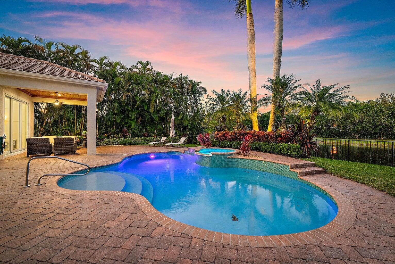 MYSTIC COVE - Residential