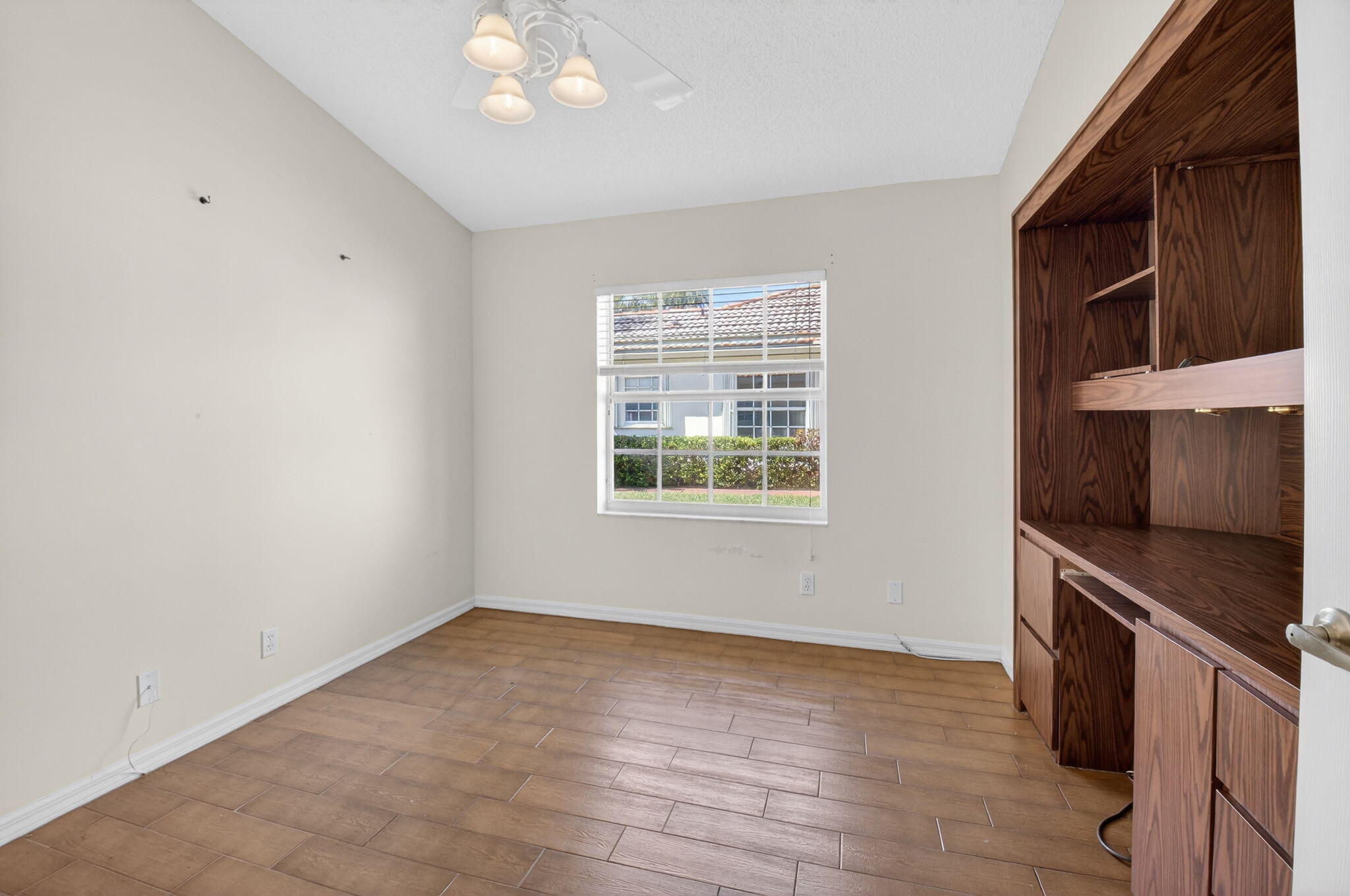 FLORAL LAKES PH 3 AND 4 - Residential