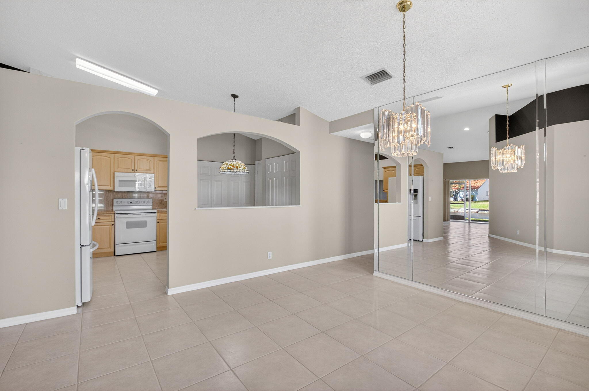 FLORAL LAKES PH 3 AND 4 - Residential