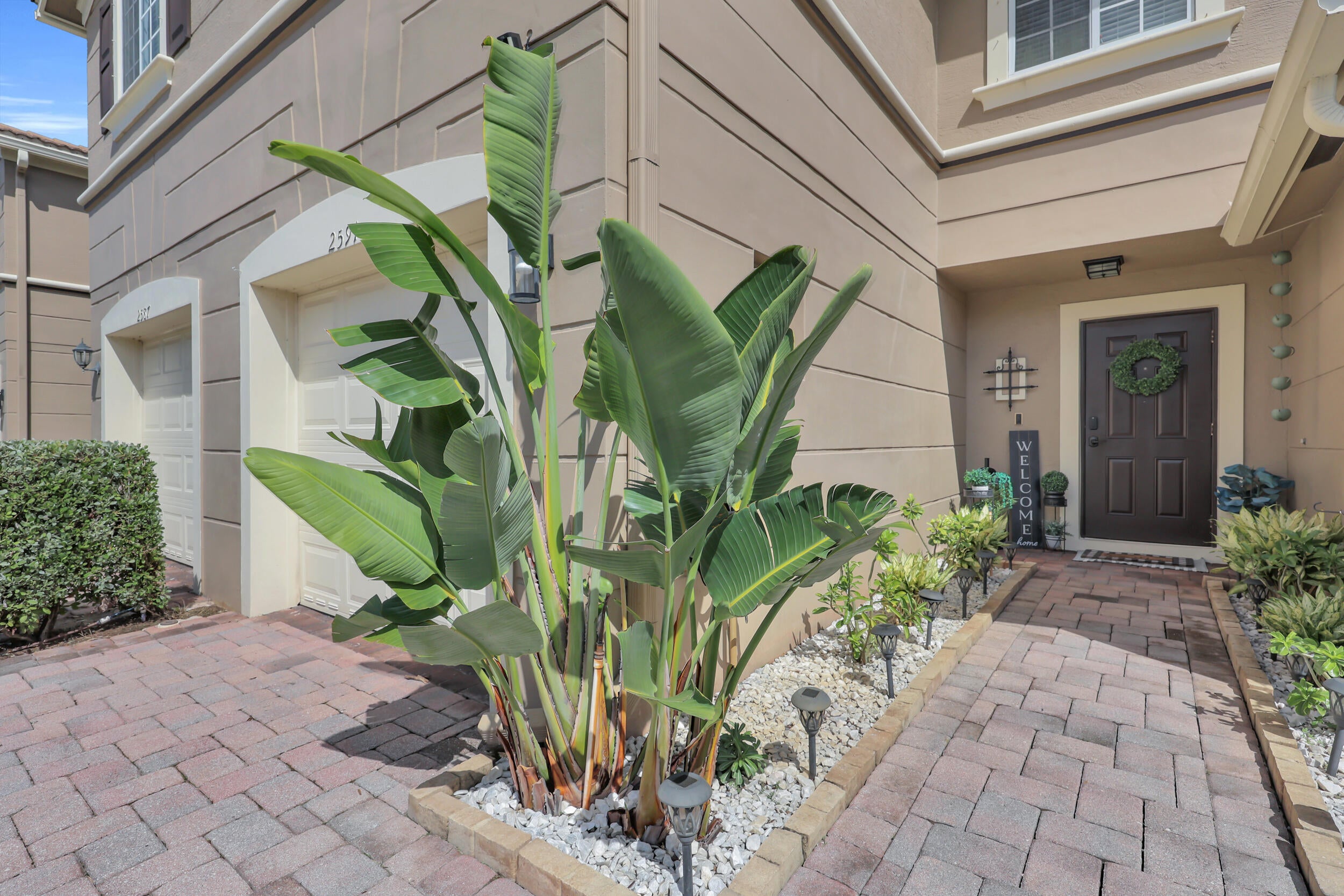 2591 SW Marshfield Court