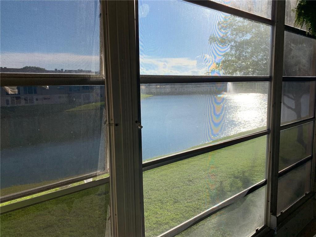 Sunrise lakes condominum - Residential