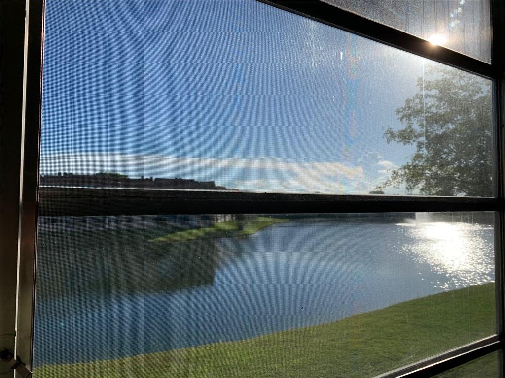 Sunrise lakes condominum - Residential