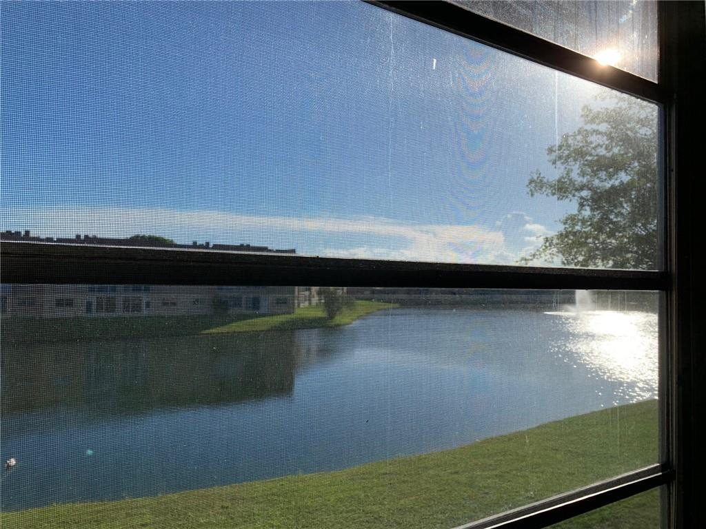 Sunrise lakes condominum - Residential