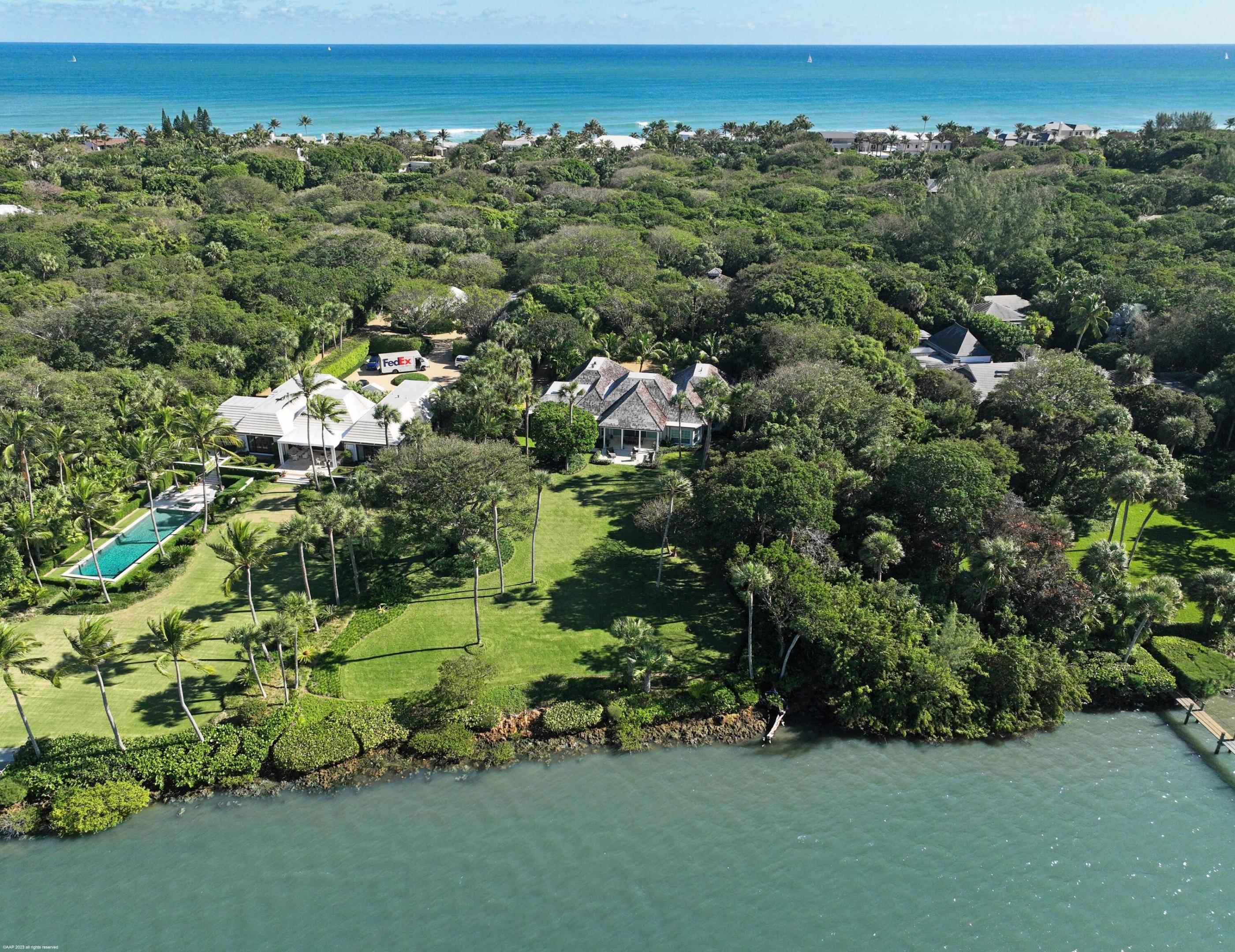 JUPITER ISLAND - Residential