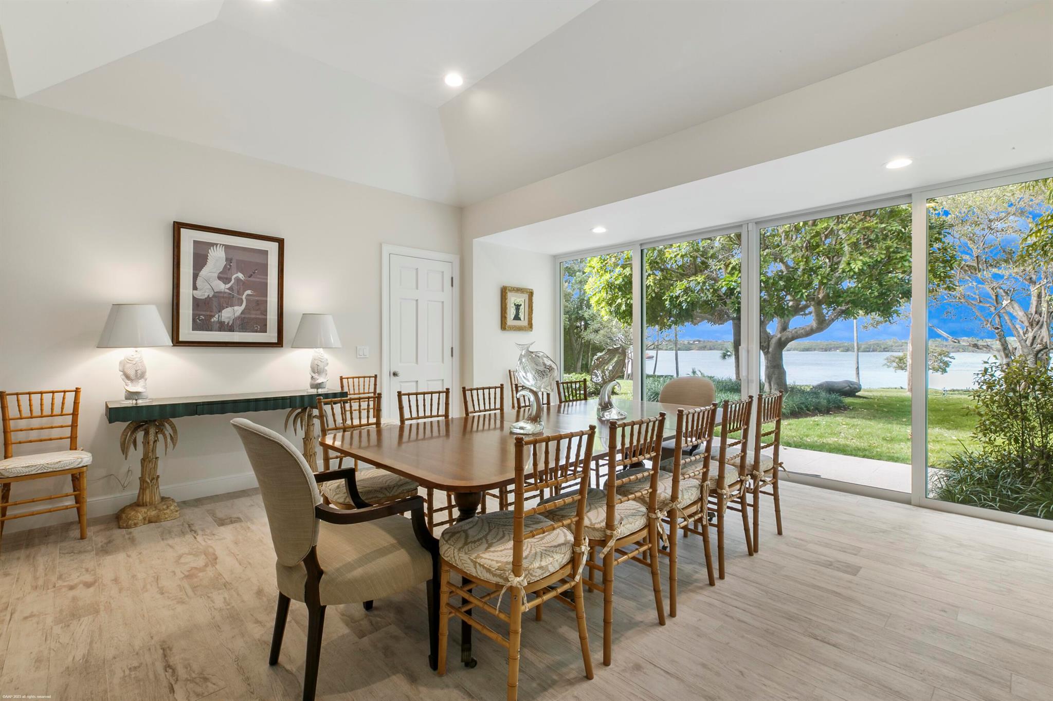 JUPITER ISLAND - Residential