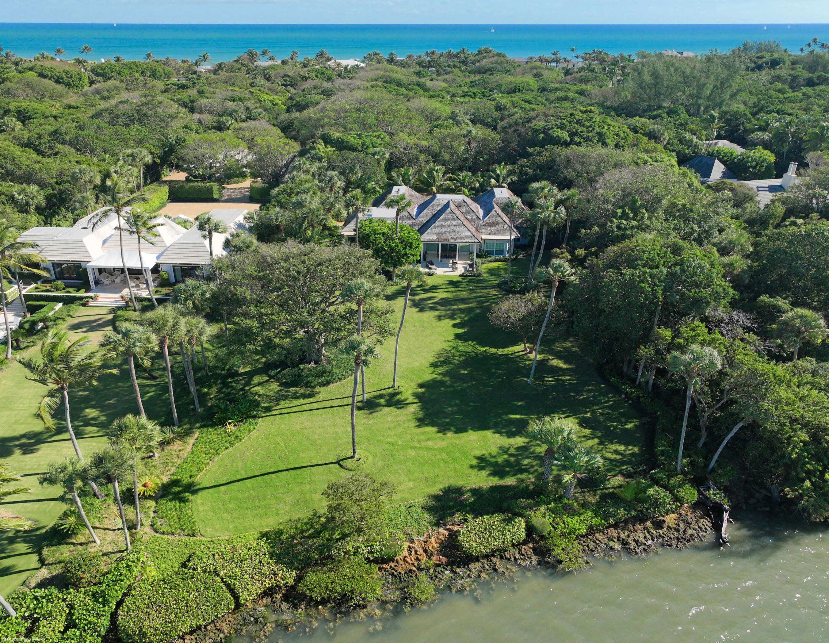 JUPITER ISLAND - Residential