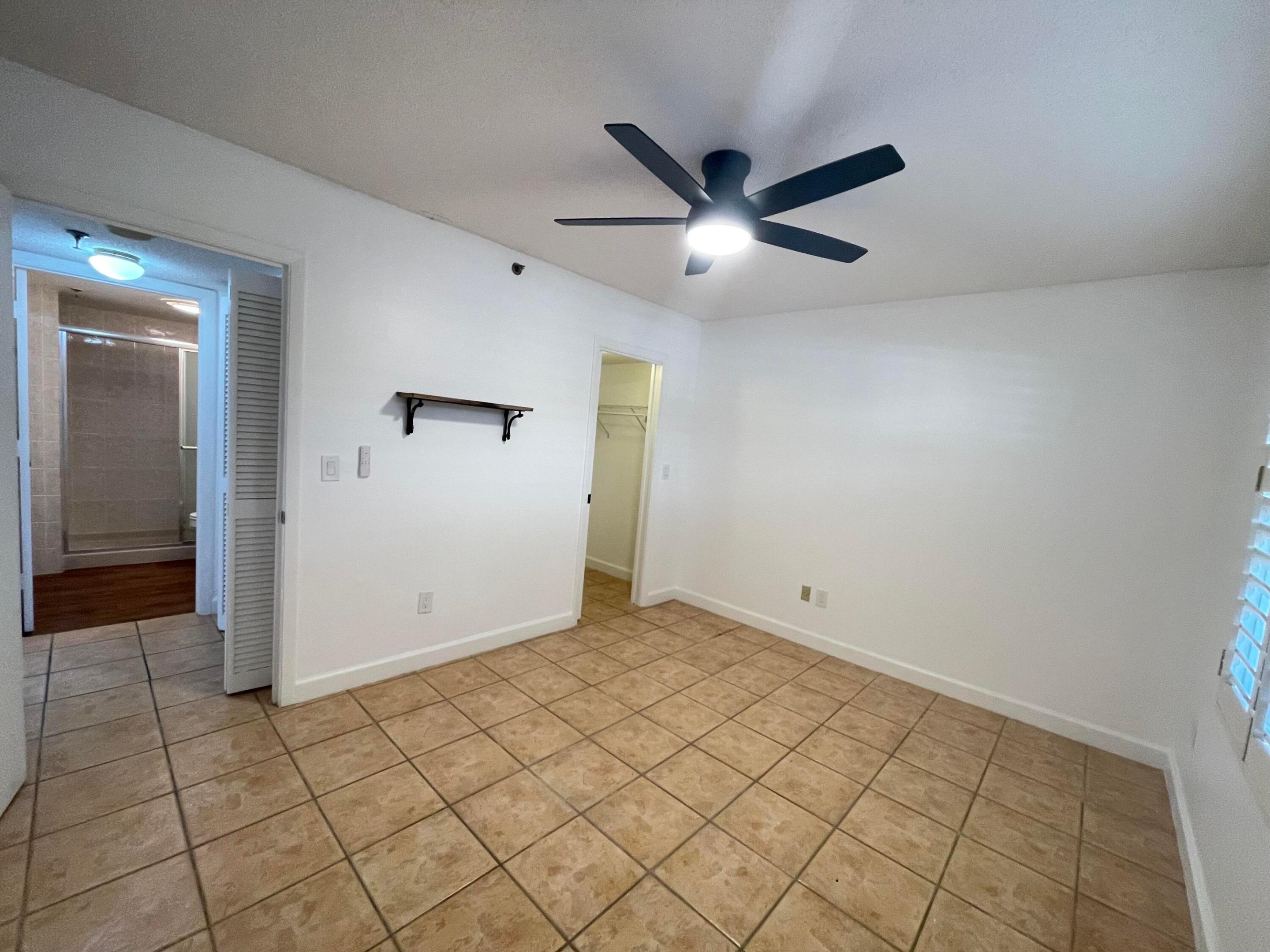 HIDDEN HARBOUR OF THE PALM BEACHES COND DECL FILED - Residential Lease