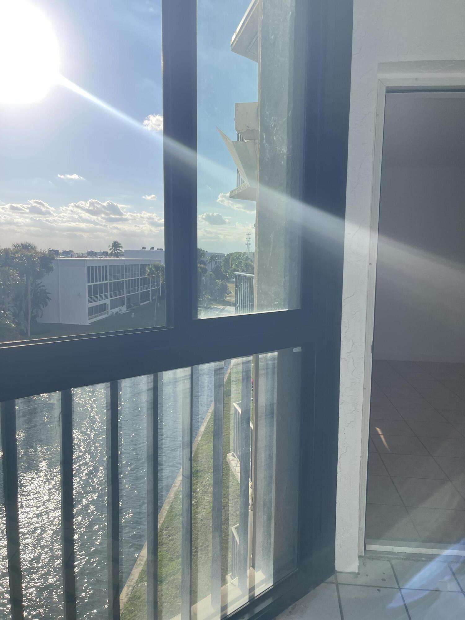 HIDDEN HARBOUR OF THE PALM BEACHES COND DECL FILED - Residential Lease