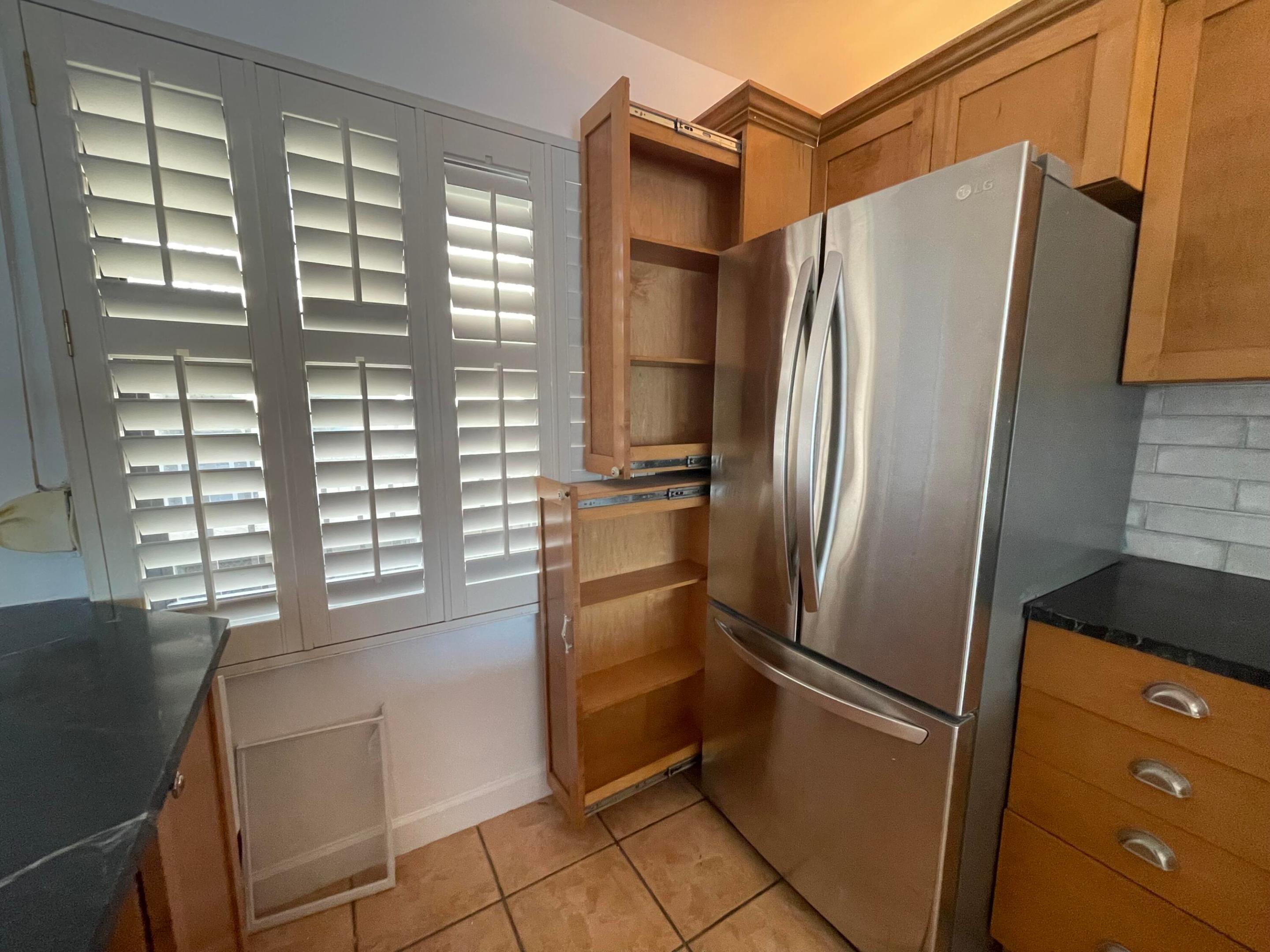 HIDDEN HARBOUR OF THE PALM BEACHES COND DECL FILED - Residential Lease