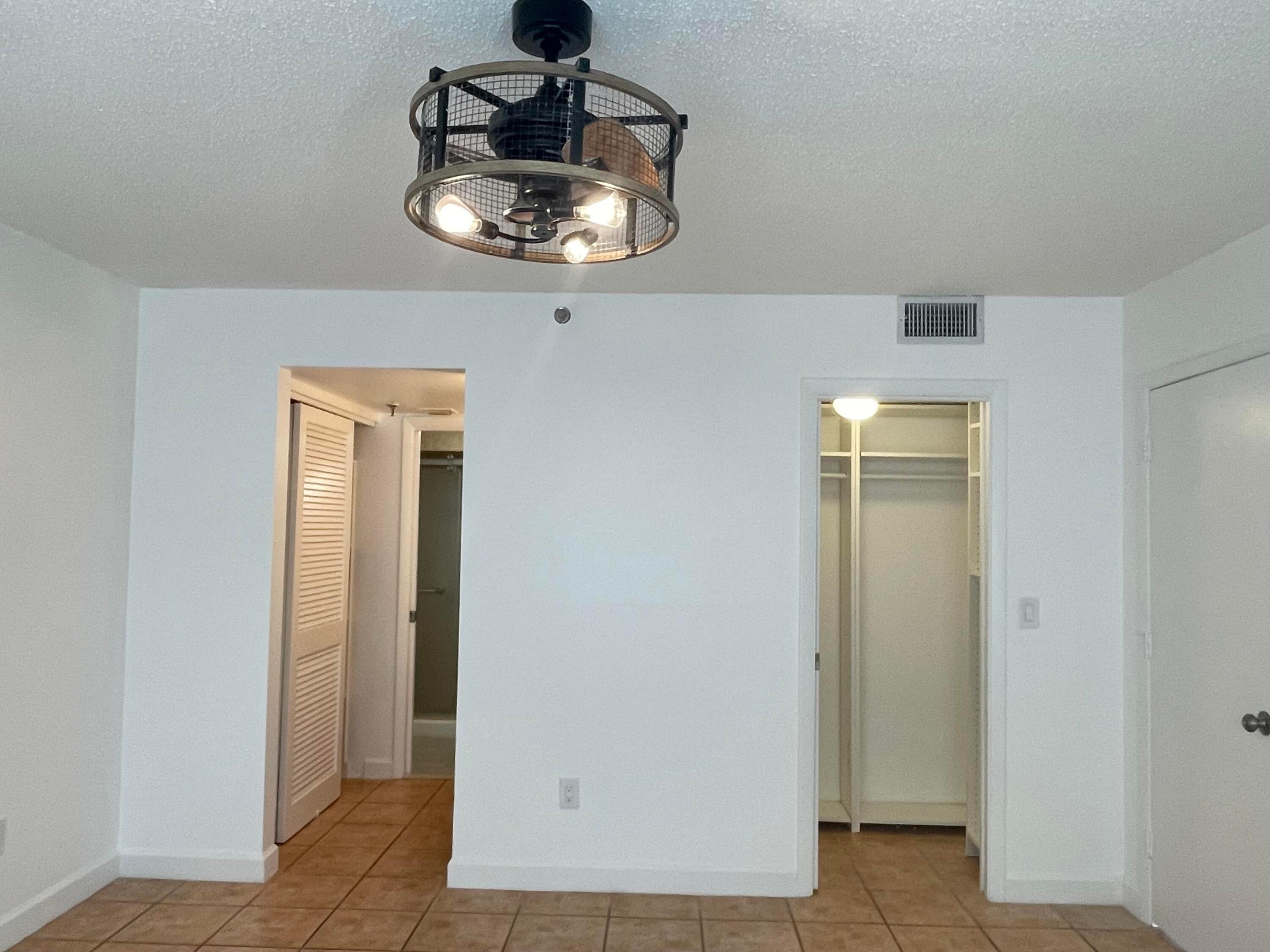 HIDDEN HARBOUR OF THE PALM BEACHES COND DECL FILED - Residential Lease