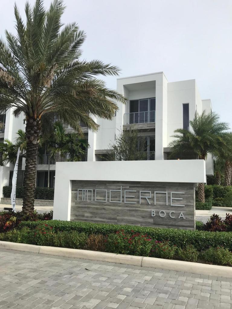 SPANISH RIVER TOWNHOMES/m - Residential Lease