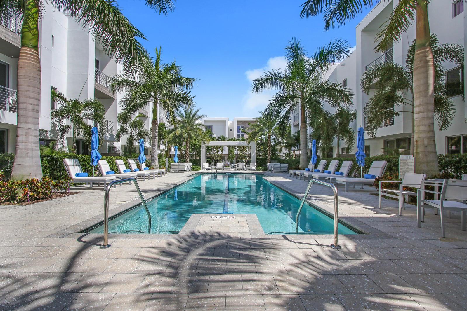 SPANISH RIVER TOWNHOMES/m - Residential Lease