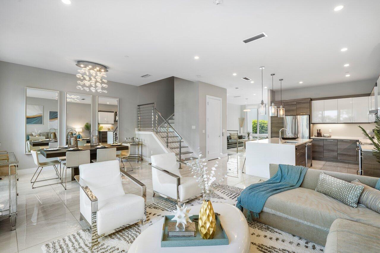 SPANISH RIVER TOWNHOMES/m - Residential Lease